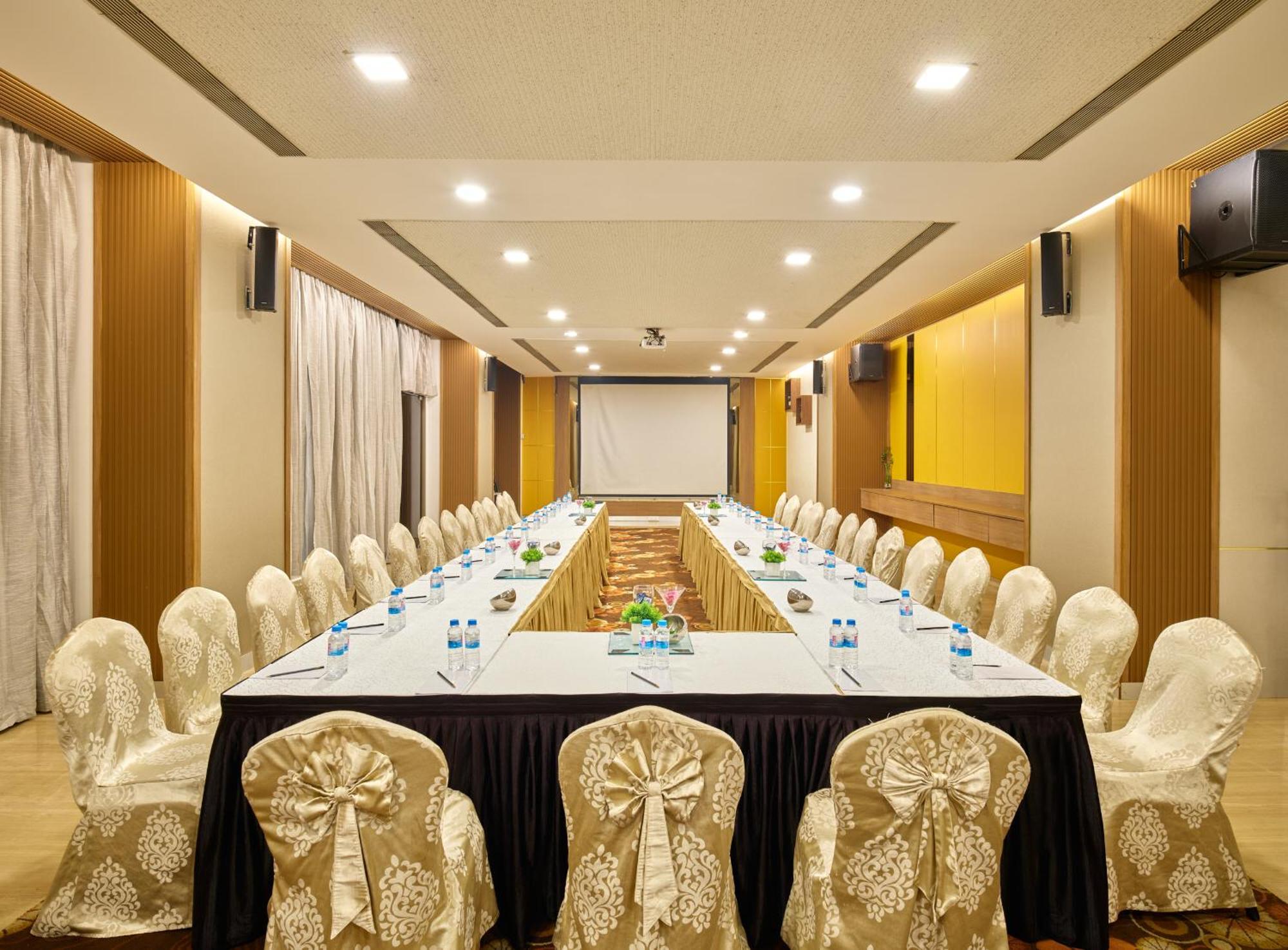 Sayaji Pune Wakad Exterior photo
